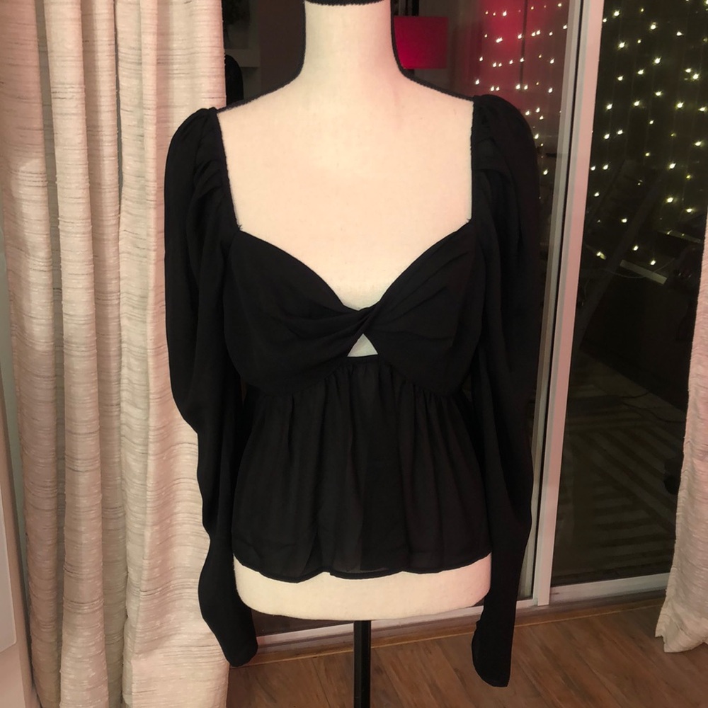 Abercrombie and Fitch large long sleeve sheer twist front top